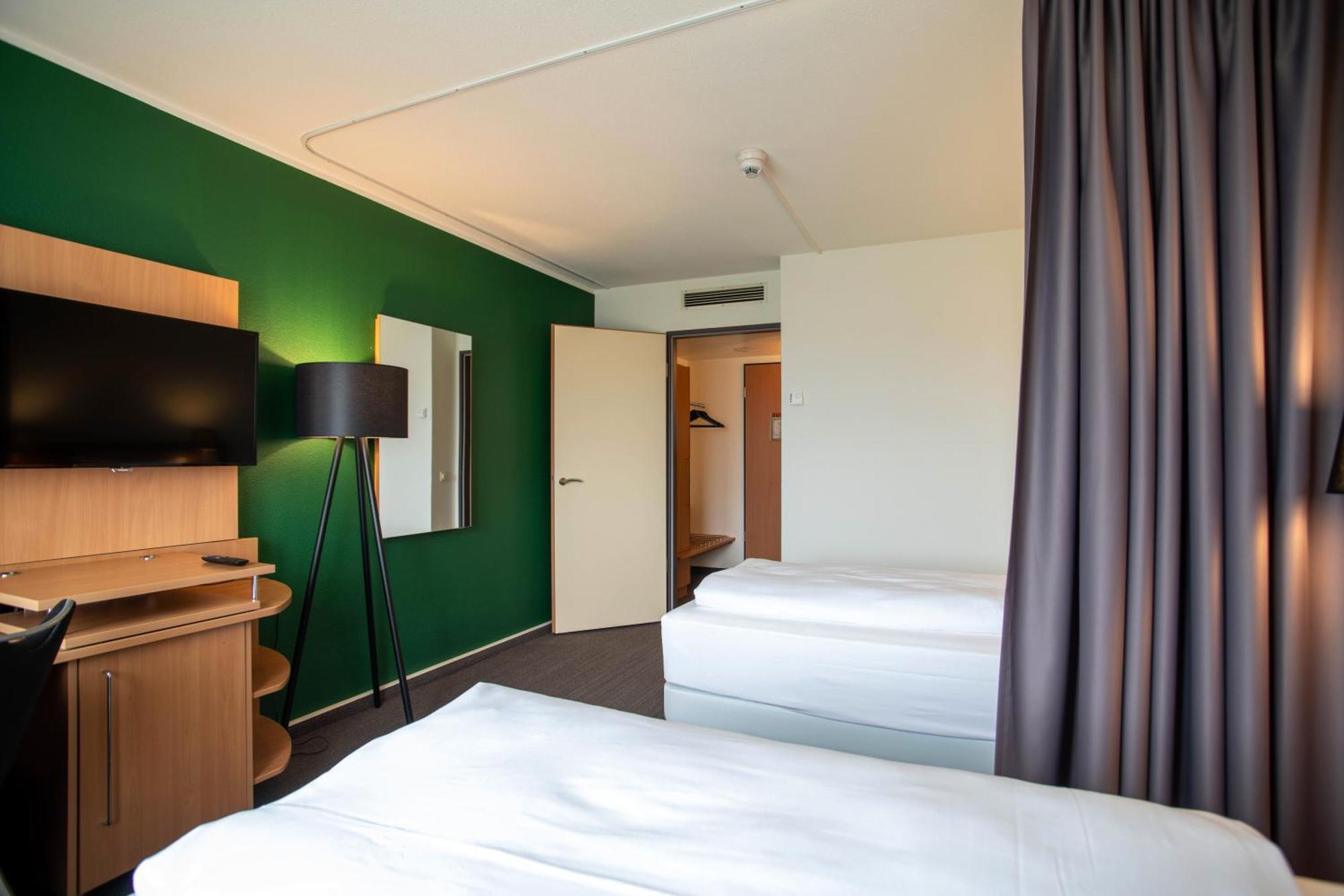Best Western Conference Airporthotel Frankfurt Moerfelden Exterior photo