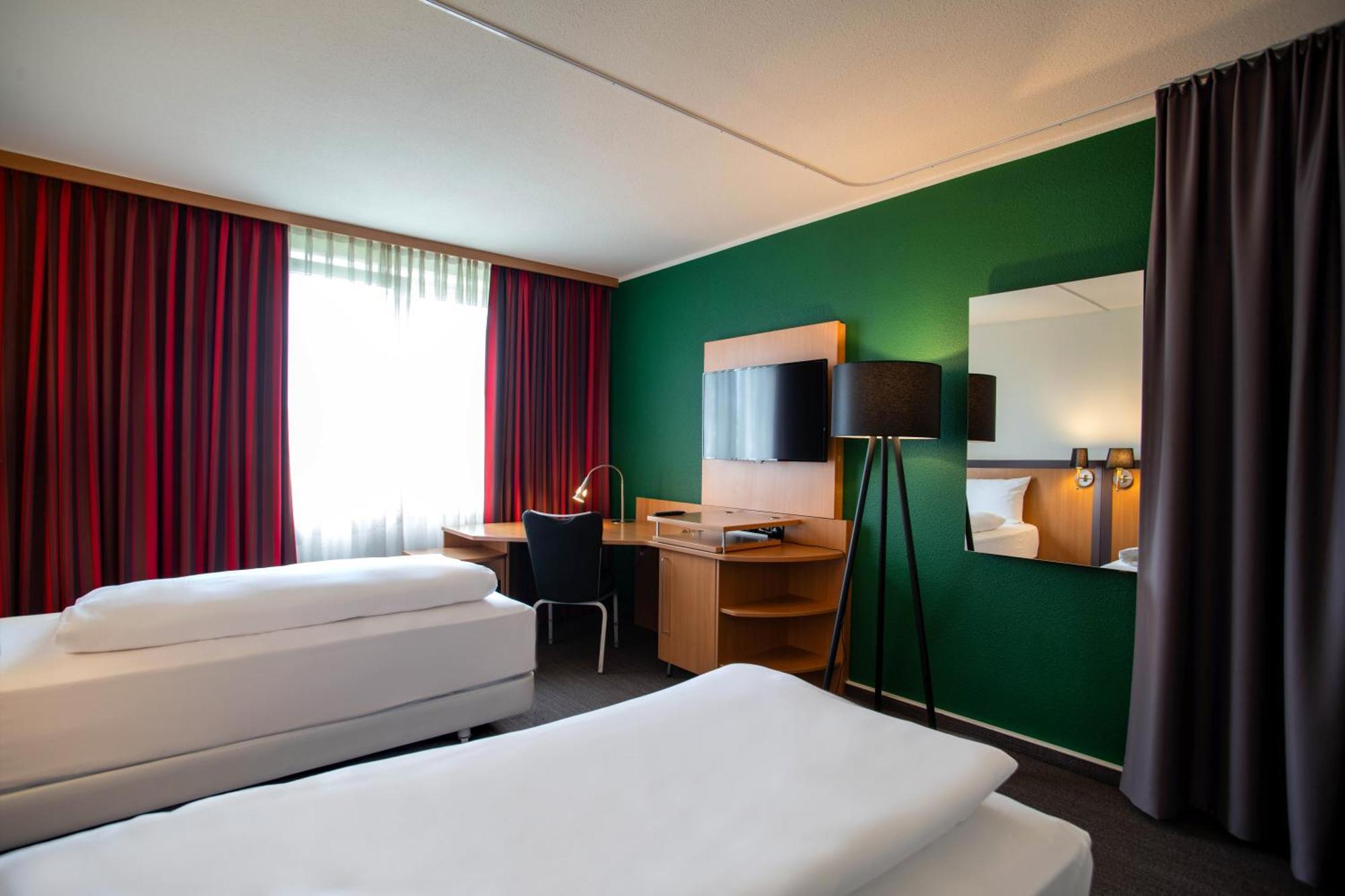 Best Western Conference Airporthotel Frankfurt Moerfelden Exterior photo